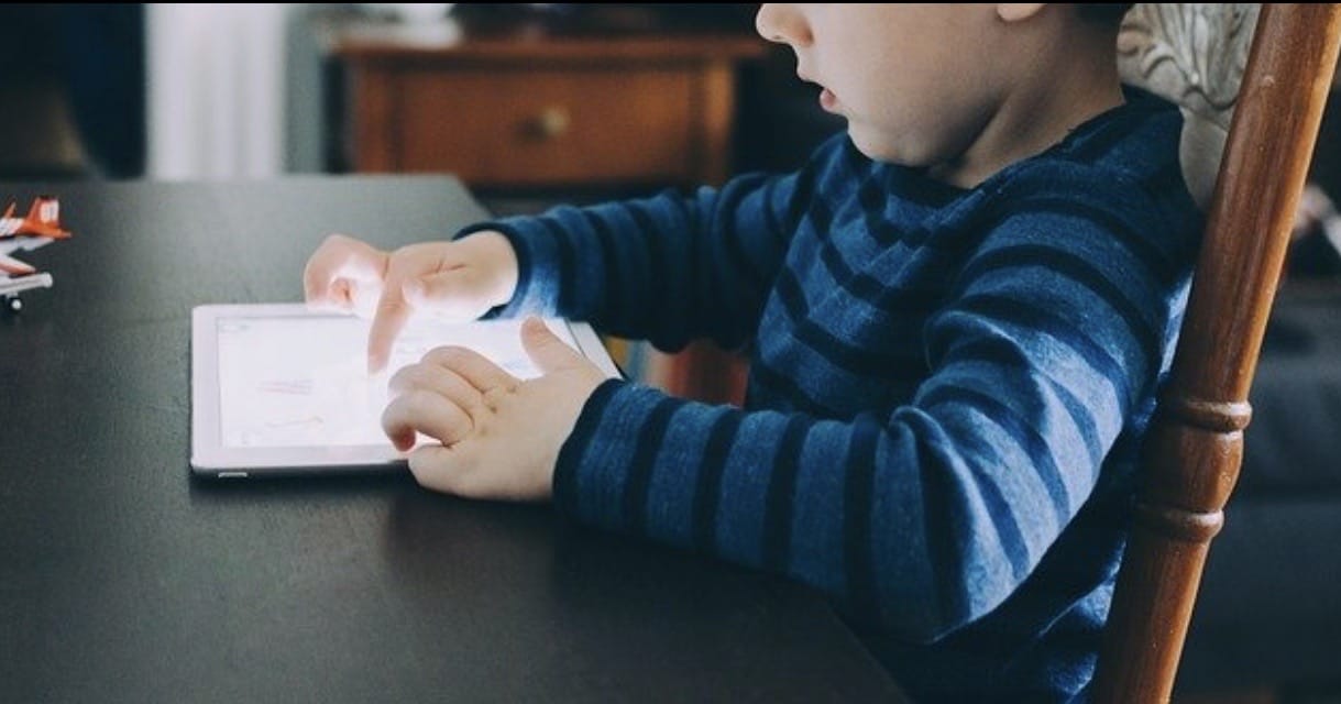 To Tech or Not to Tech?